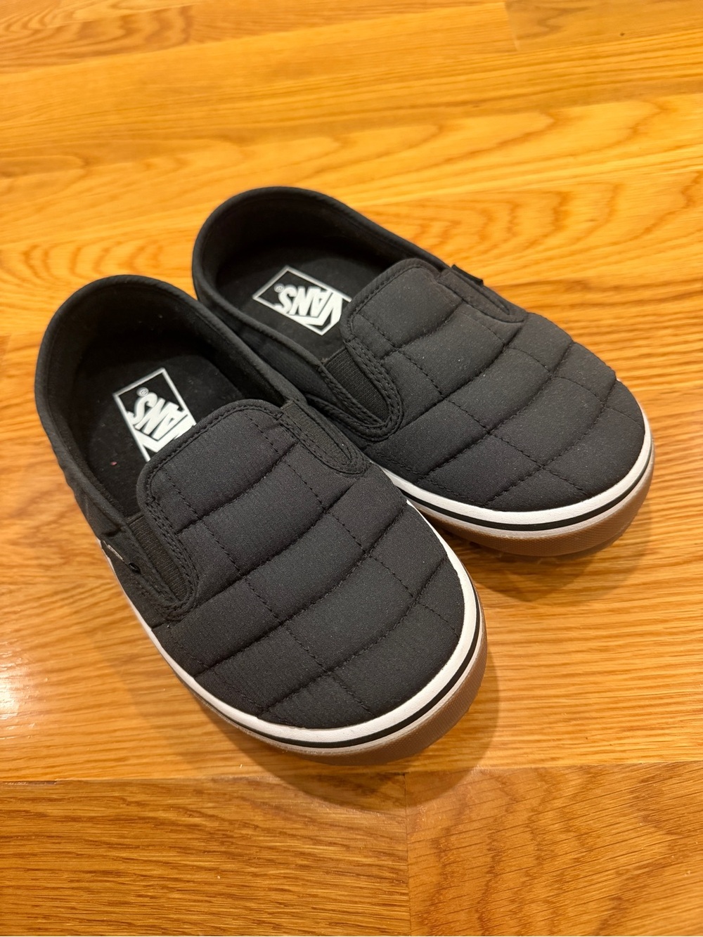 Vans Big Kid Quilted Snow Lodge Slip-On Sneakers in Black - RUNS LARGE
